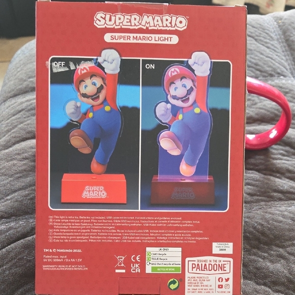 Nintendo Super Mario LED Light - Picture 2 of 4